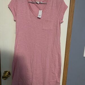 GAP Soft Pink V-Neck Tee